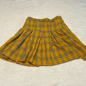 Yellow and black plaid skirt size s